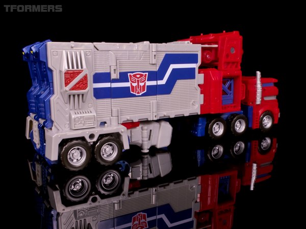 TFormers Gallery   Siege On Cybertron Magnus Prime 013 (13 of 108)